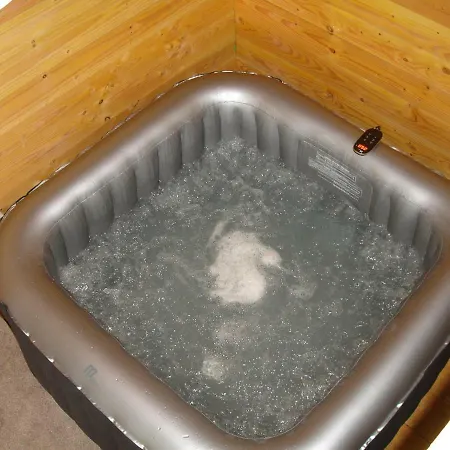 Campingplatz Chalet En Bois Avec Sauna *